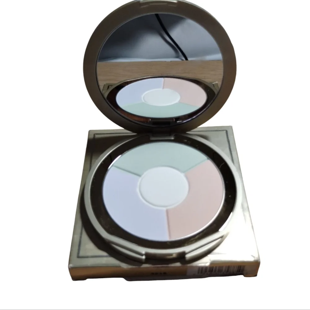 Stila Cosmetics Women's‎ One step Correct Brightening Finishing Powder Light